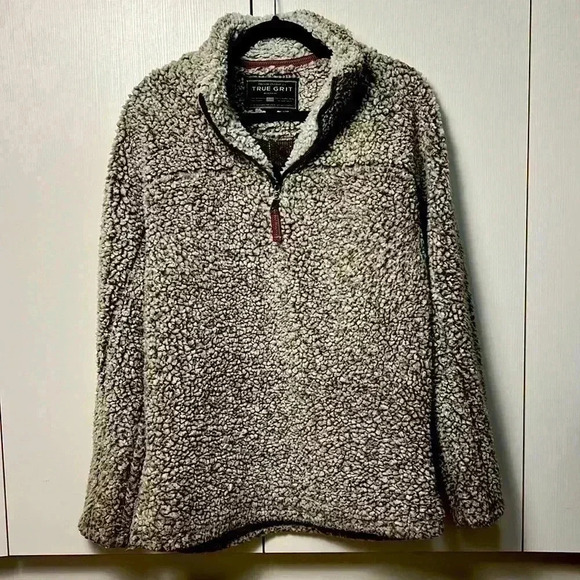 True Grit Sweaters - True Grit Sherpa frosted tip sweater with 1/4 zip size S